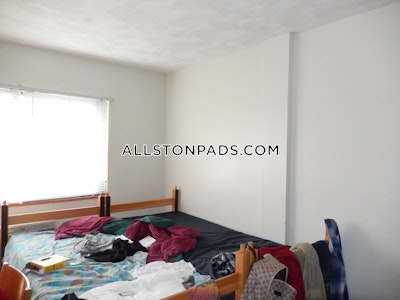 Allston 3 Beds 2 Baths Boston - $4,300 No Fee
