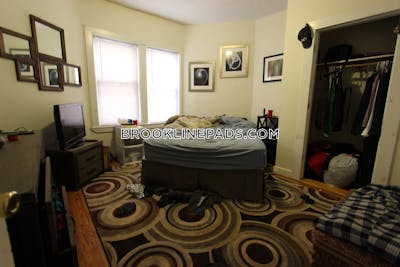 Brookline 4 Bed 2 Bath BROOKLINE- BROOKLINE VILLAGE $3,800  Brookline Village - $3,700 No Fee