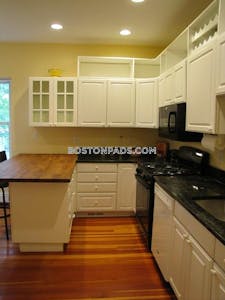 Cambridge 3 Bed 1 Bath CAMBRIDGE Central Square/cambridgeport - $4,600