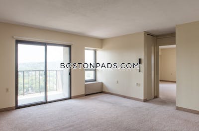 Brookline 1 Bed 1 Bath  Boston University - $2,765