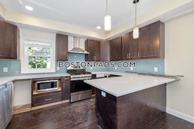 Medford 5 Beds 5.5 Baths  Tufts - $6,995