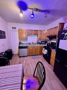 Mission Hill Modern 4 Beds 1.5 Baths on Huntington Ave Boston - $5,000