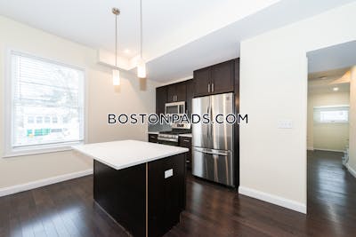Medford 6 Bed 5 Bath MEDFORD  Tufts - $7,400