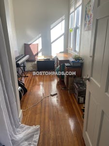Allston 4 Bed 2 Bath BOSTON Boston - $4,200 No Fee