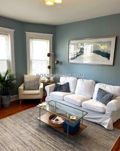 Dorchester Spacious 3 bed, 1.5 bath available now on Adams St in Dorchester Boston - $3,400