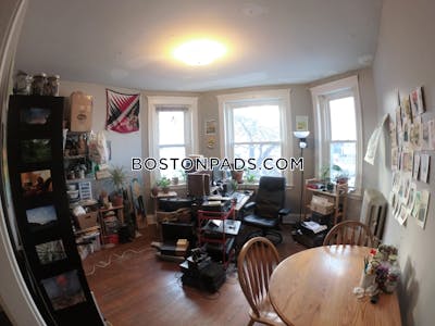 Allston/brighton Border 1 Bed 1 Bath Boston - $2,300 No Fee
