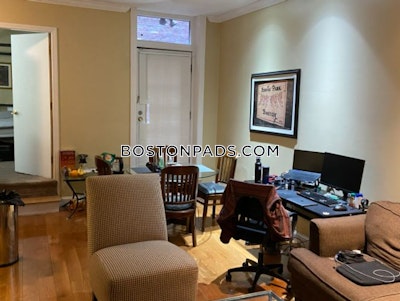 Back Bay 2 Bed 1 Bath BOSTON Boston - $3,600 No Fee