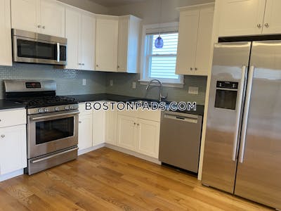 Dorchester Spacious 2 Bedroom on Dorchester Ave in Dorchester Available Sept 1st! Boston - $3,600