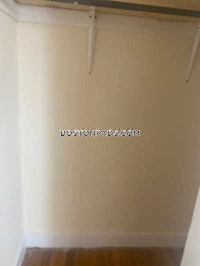Quincy 1 Bed 1 Bath  Quincy Point - $1,750