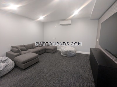 Brighton 3 Beds 2 Baths Boston - $4,950 No Fee