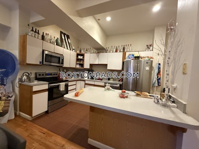 Fenway/kenmore 5 Beds 2 Baths Boston - $9,000