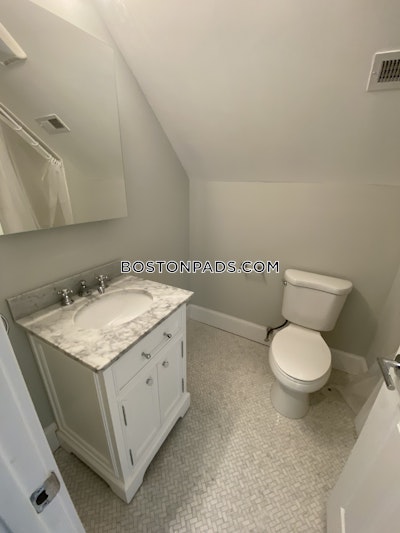 Somerville 6 Bed 4 Bath SOMERVILLE- WEST SOMERVILLE/ TEELE SQUARE $5,995  West Somerville/ Teele Square - $5,995