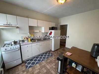 Cambridge 2 Bed 1 Bath CAMBRIDGE  Porter Square - $2,700