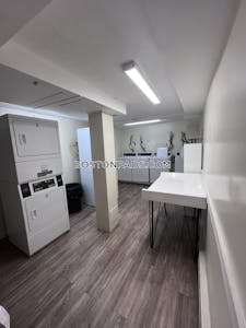 Brighton 2 Bed 1 Bath BOSTON Boston - $2,700