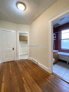 Fenway/kenmore Studio 1 Bath Boston - $2,495 No Fee