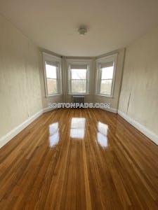 Fenway/kenmore 1 Bed Fenway Boston - $2,675 No Fee
