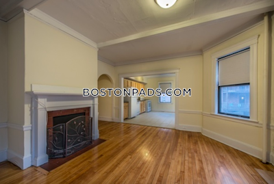 Brookline 4 Bed 2 Bath BROOKLINE- BOSTON UNIVERSITY $5,600  Boston University - $5,400 No Fee