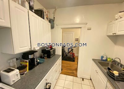 Brighton 3 Bed 1 Bath BOSTON Boston - $2,650 No Fee