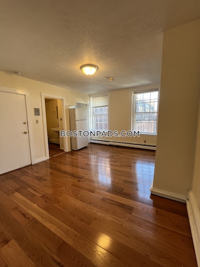 Beacon Hill Studio Beacon Hill Boston - $2,150 No Fee