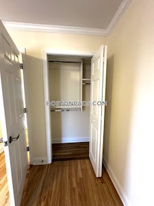 Brookline 2 Bed 1 Bath BROOKLINE- COOLIDGE CORNER $3,890 Coolidge Corner - $3,890 No Fee