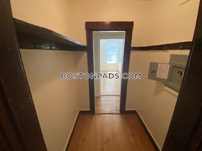 Cambridge 2 Bed, 1 Bath Unit Central Square/cambridgeport - $3,250 No Fee