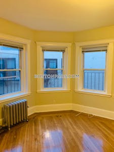 Northeastern/symphony Studio 1 Bath Boston - $2,420