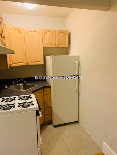 Northeastern/symphony Studio 1 Bath Boston - $2,350 No Fee