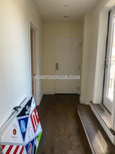 Back Bay 2 Beds 2 Baths Boston - $5,800 No Fee