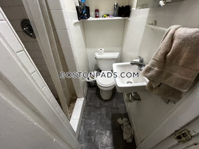 North End 2 Bed 1 Bath BOSTON Boston - $3,400 50% Fee