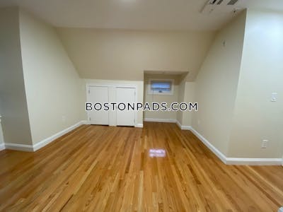 Brookline 4 Bed 2 Bath BROOKLINE- COOLIDGE CORNER $5,900  Coolidge Corner - $5,700