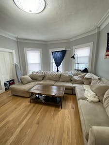 South Boston 3.5 Beds 1 Bath Boston - $5,000