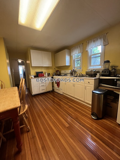 Somerville 2 Beds Somerville  Winter Hill - $3,100