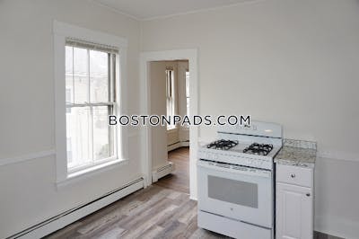 Waltham 1 Bed 1 Bath - $2,500