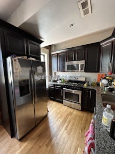 Roxbury Classic Charming 4BD/2BA Spacious Roxbury Apartment Boston - $5,500