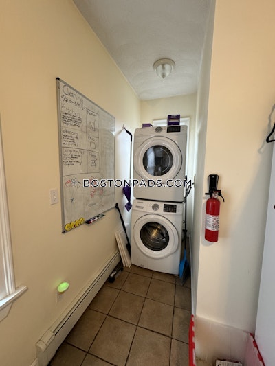 Brighton 3 Bed 1 Bath BOSTON Boston - $3,600 50% Fee