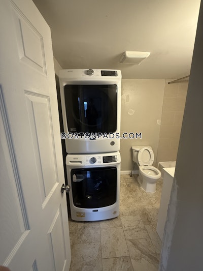 Roxbury 4 Bed, 1 Bath Unit Boston - $3,700 No Fee