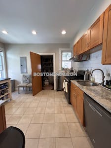 Allston 3 Beds 1 Bath Boston - $3,350