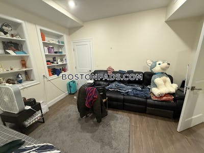 Brookline 3 Beds 2 Baths  Washington Square - $4,300 No Fee