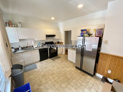 Mission Hill 3 Beds 1 Bath Boston - $4,400