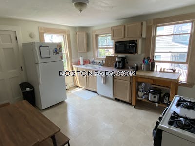 South Boston 2.5 Beds 1 Bath Boston - $3,400