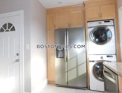 Roslindale 1 Bed 1 Bath Boston - $1,463 No Fee