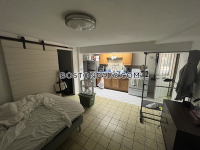 Mission Hill 1 Bed 1 Bath Boston - $2,500