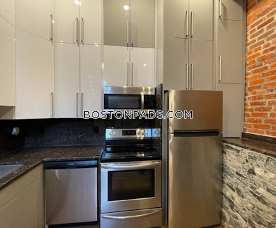 Allston 1 Bed, 1 Bath Unit Boston - $3,300 No Fee