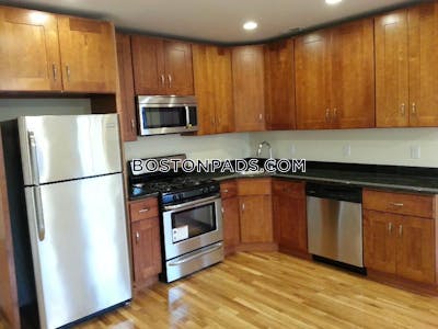 Allston 3 Bed 3 Bath BOSTON Boston - $4,800 No Fee