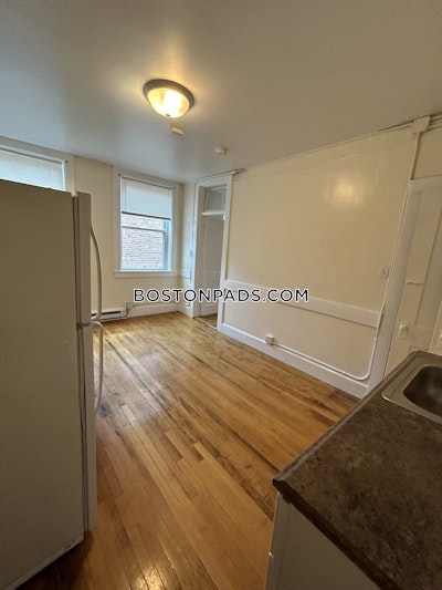 North End 1 Bed 1 Bath Boston - $2,400 50% Fee