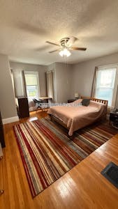 Somerville 2 Beds 1 Bath  East Somerville - $3,000