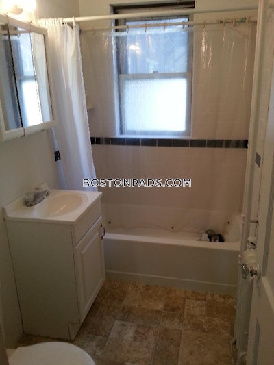 Brighton 1 Bed 1 Bath BOSTON Boston - $2,400 50% Fee