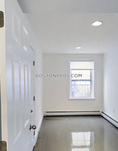 Back Bay 2 Bed 1 Bath BOSTON Boston - $4,400