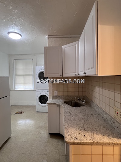 Allston 3 Beds 1 Bath Boston - $3,300