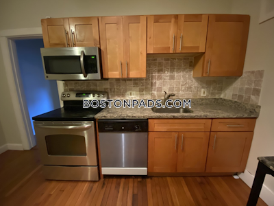 Allston 3 Beds 1 Bath Boston - $3,300